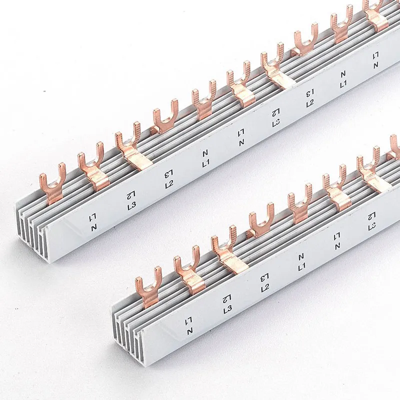4P-U-Type-MCB-Busbar-for-Three-Phase-Systems-KURO-3.webp